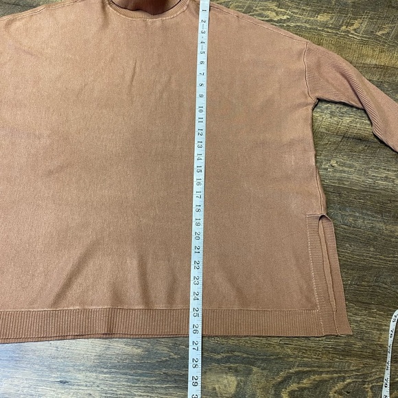 Boston Proper Turtleneck Tunic Sweater Lightweight Women’s Medium Tan Camel - Picture 6 of 12